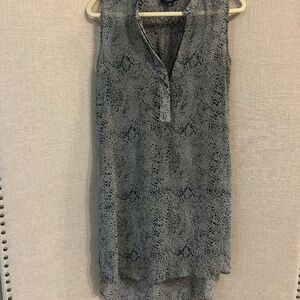 Lumiere Sleeveless Hi-Low Printed Sheer Top Cream and Black size M